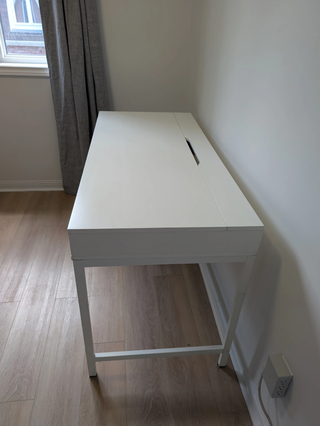 White Desk with 2 Drawers - photo 3