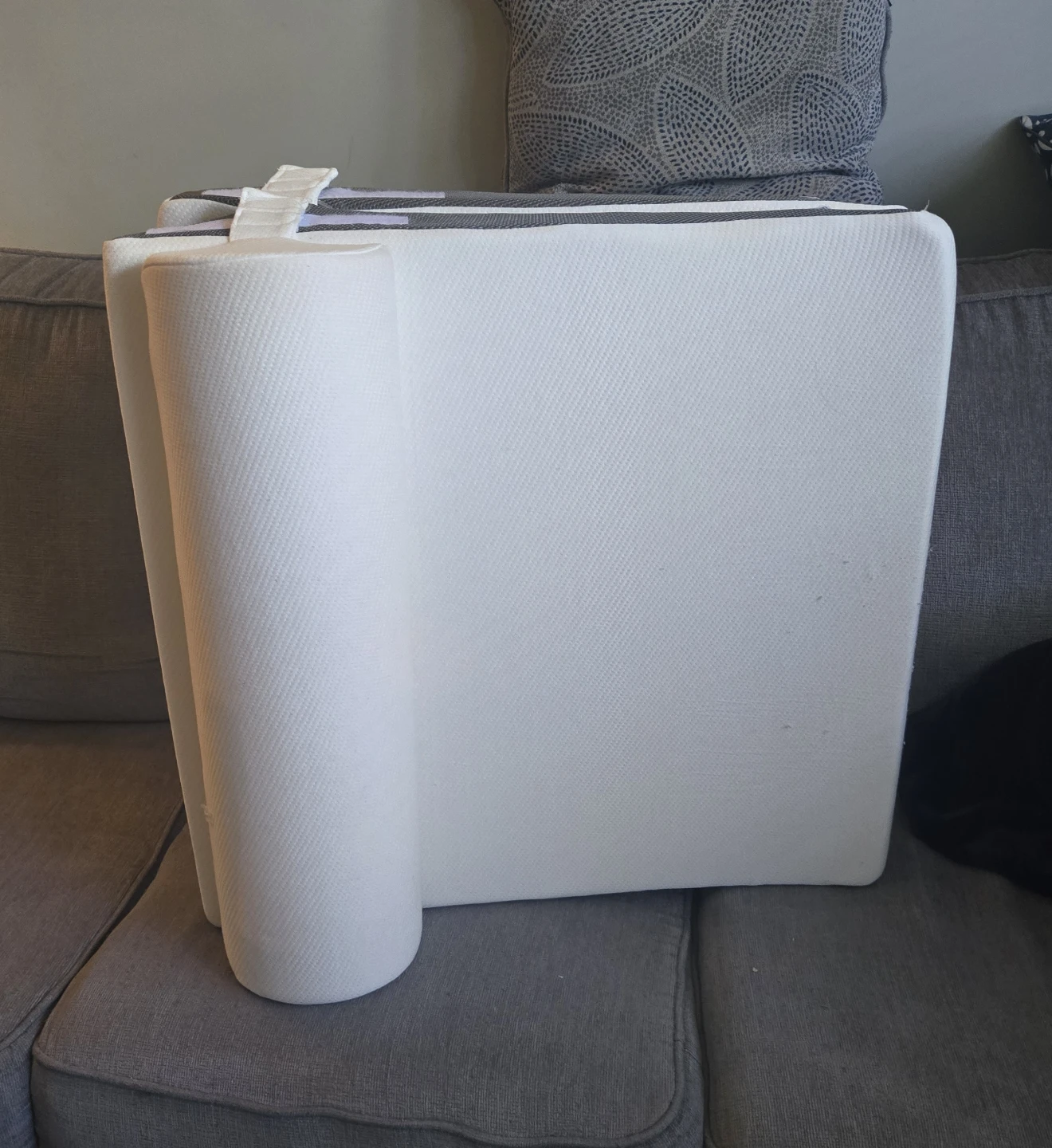 Reading Pillow with Bolster - photo 2