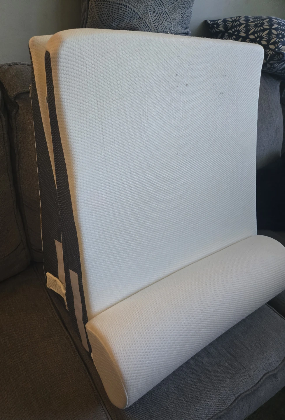 Reading Pillow with Bolster - photo 3