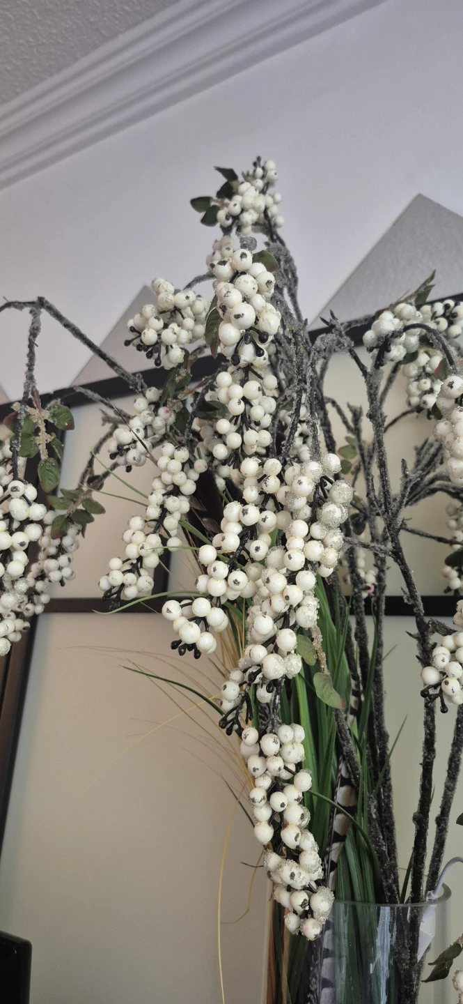 Artificial White Berry Stems Floral Arrangement