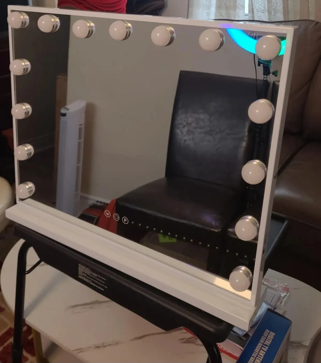Vanity Makeup Mirror with Lights - photo 2