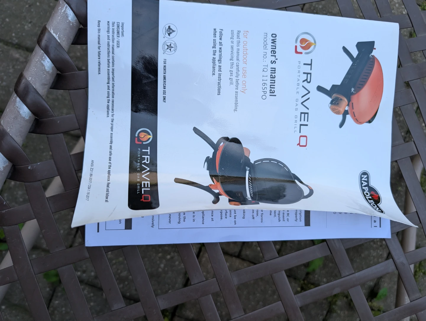 Napoleon Travel Q Portable Gas Grill - photo 5