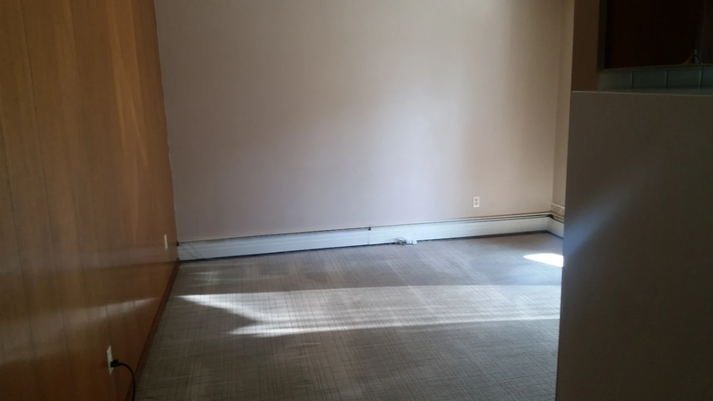 PRIVATE ROOM FOR RENT - photo 3