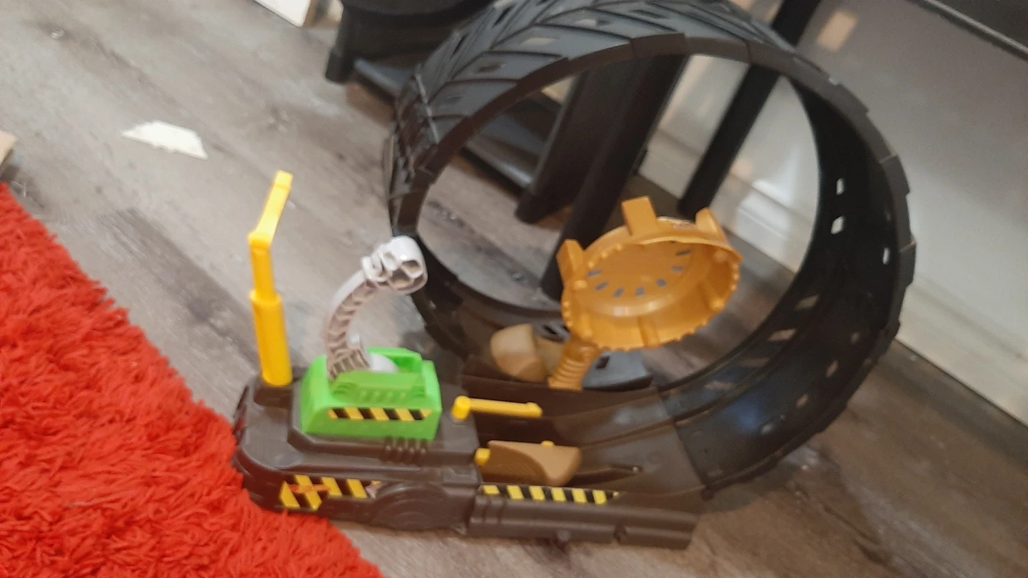 Hot Wheels track set