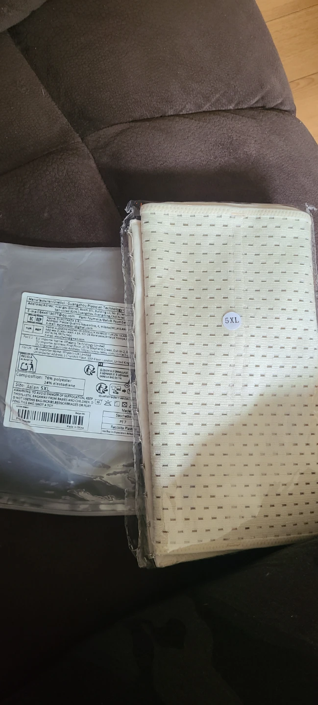 Asian 5XL Polyester Elastane Blend Item