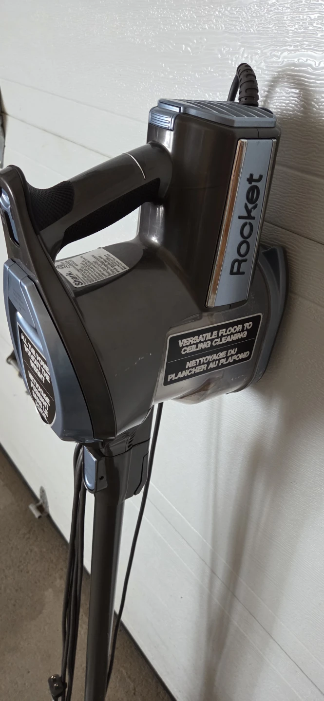 Shark Rocket Vacuum Cleaner - photo 3