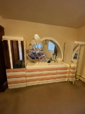 Queen bedroom set - photo 2