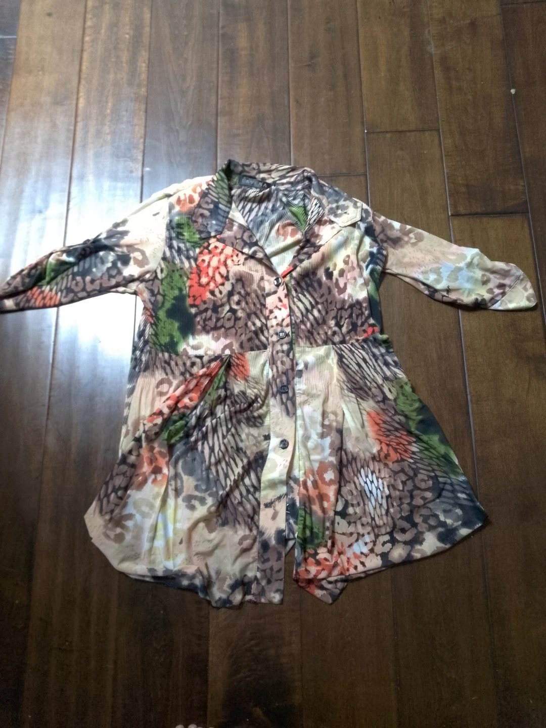 Frock Style Button-Up Shirt ⚽