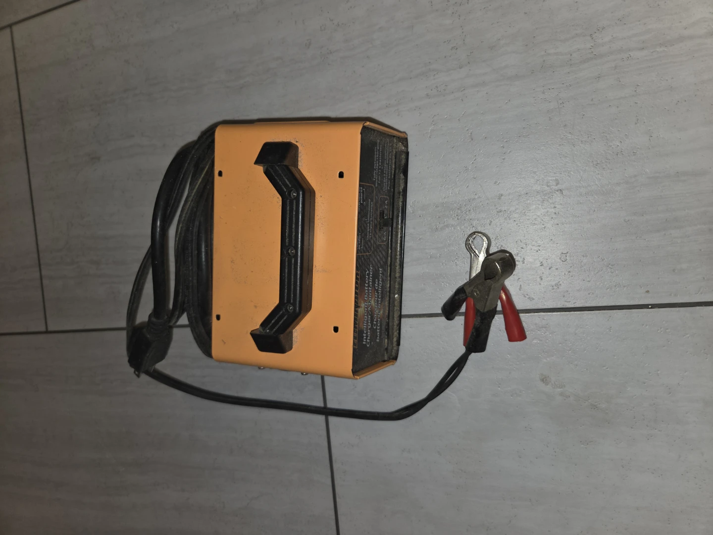 Eliminator Intelligent Battery Charger - photo 3