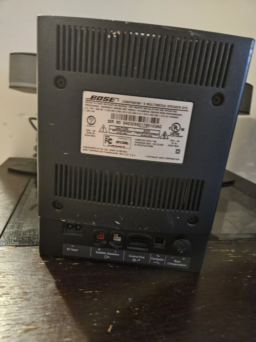 Bose Companion 5 Multimedia Speaker System - photo 2