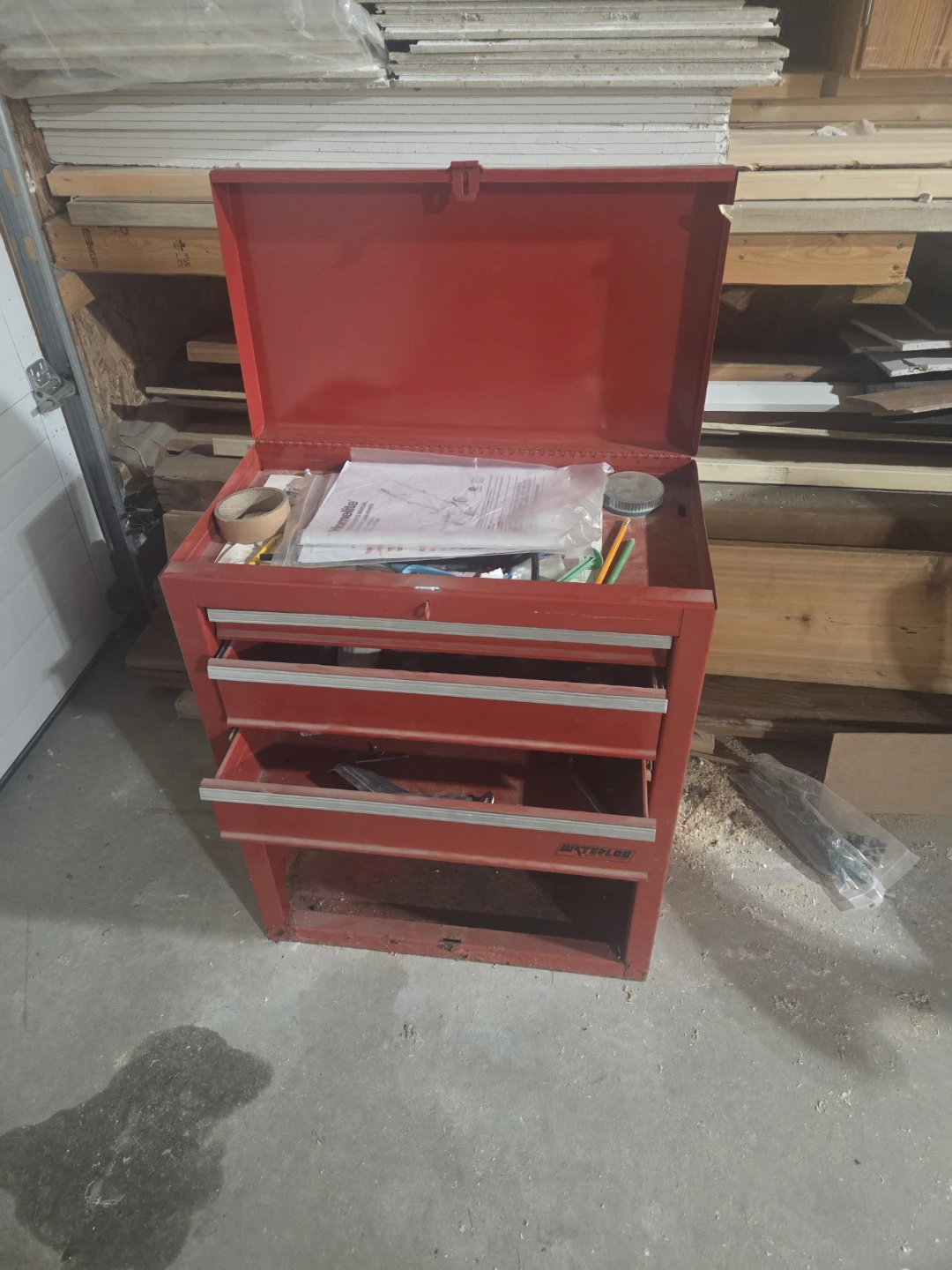 Standing tool box. - photo 2