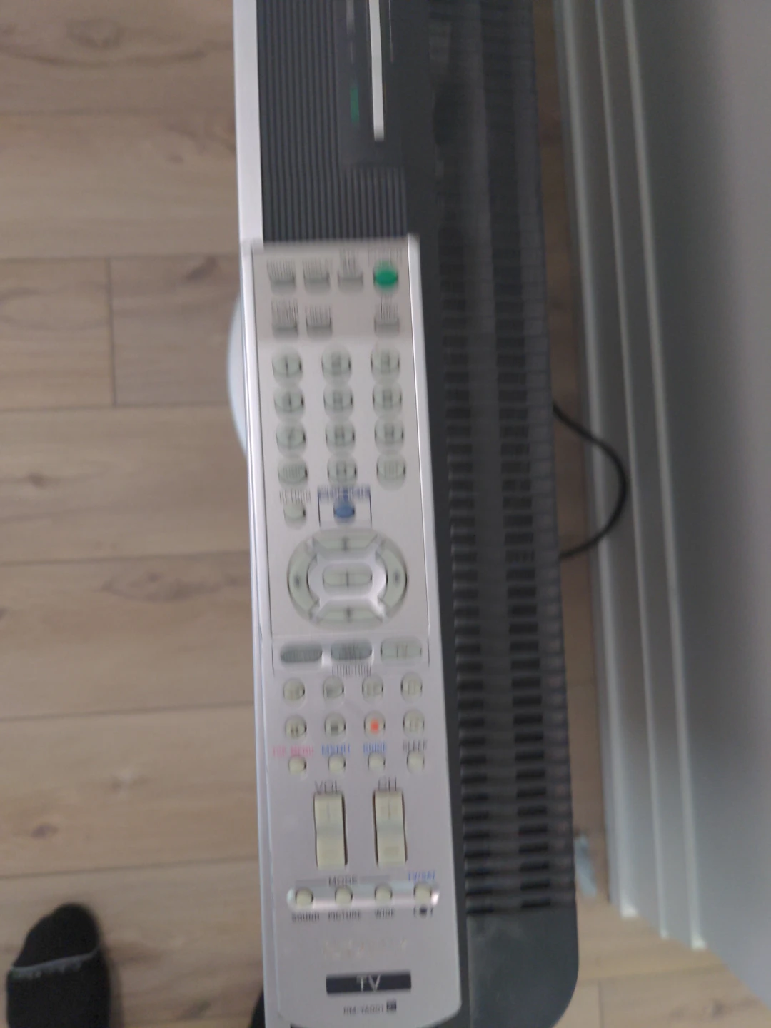 Sony BRAVIA KLV-S32A10 HD Television