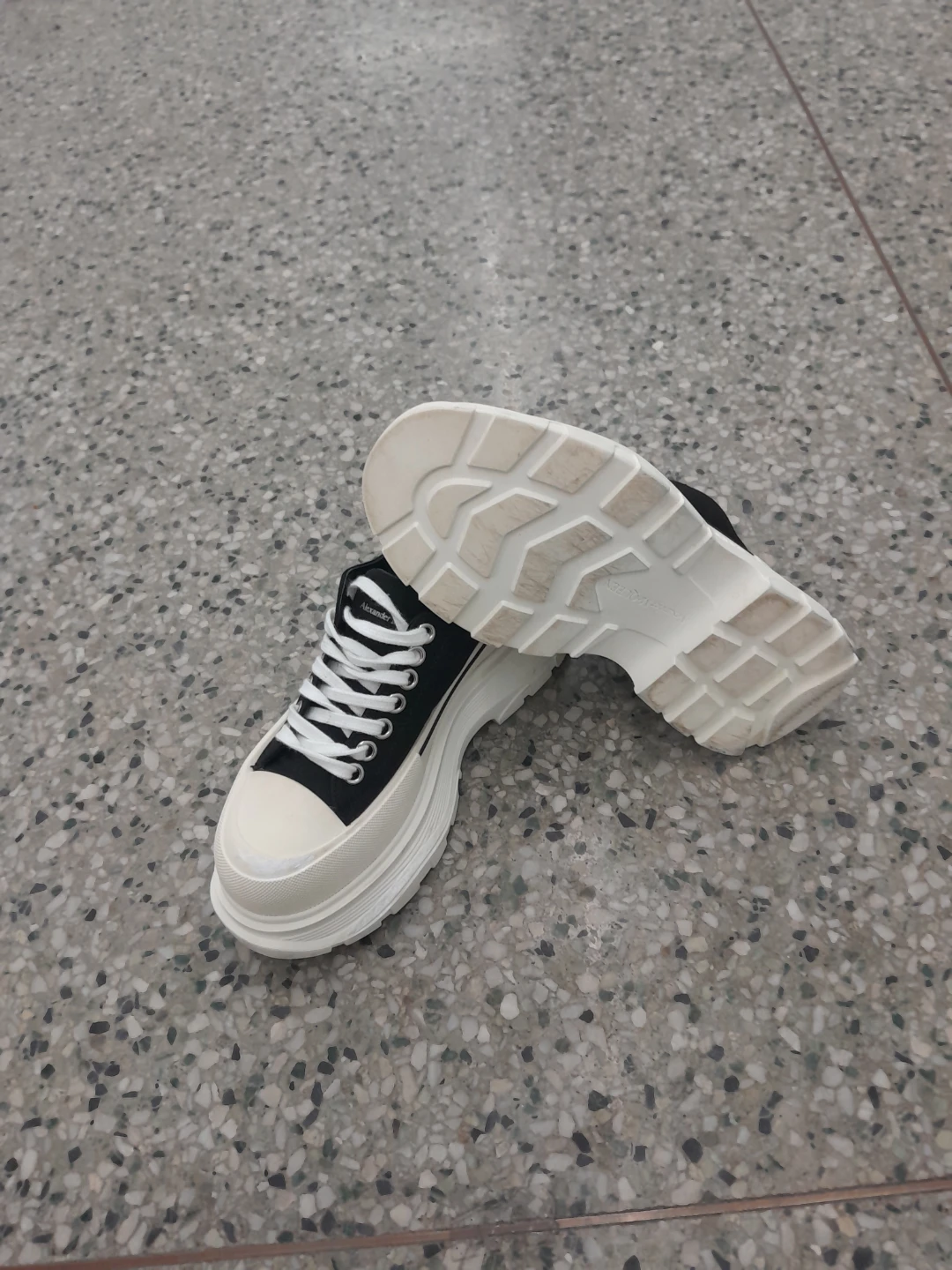 Alexander McQueen Oversized Sneakers Women's Size 6.5 - photo 4