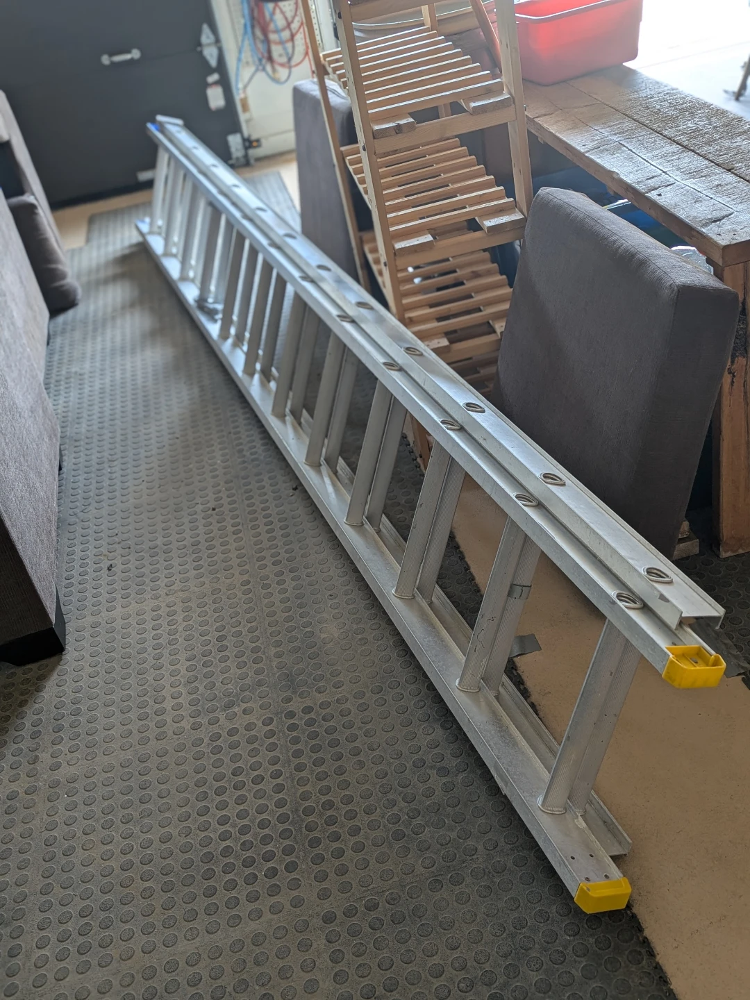 24 foot Aluminum Extension Ladder
