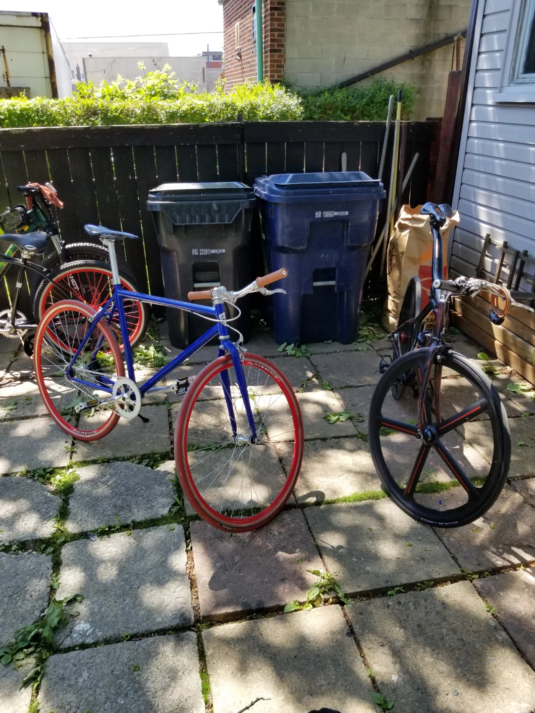 Blue Fixie Bike with Red Rims - photo 3