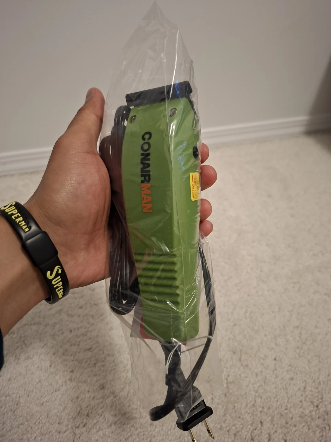 CONAIRMAN Green Hair Clipper with Attachments - photo 4