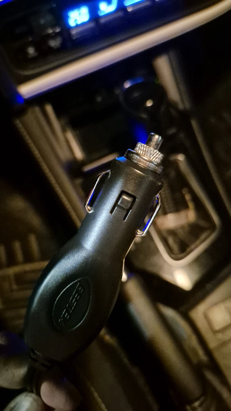 BESTEK 300W Power Inverter - photo 4