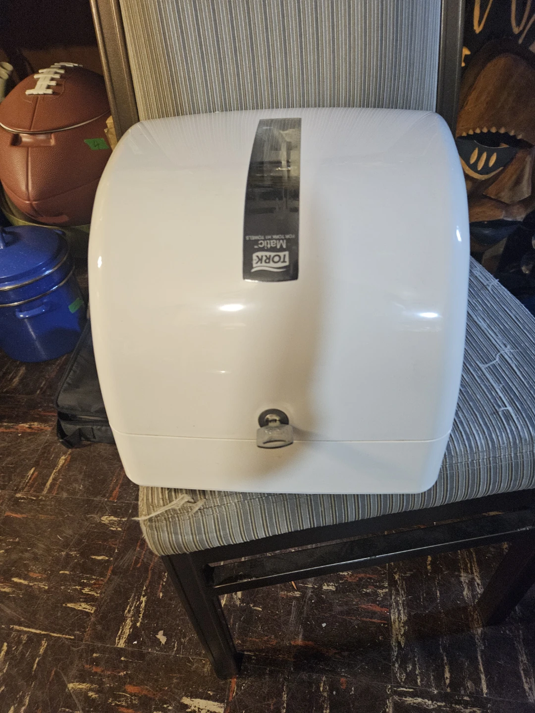 Tork Matic H1 Towel Dispenser - photo 2