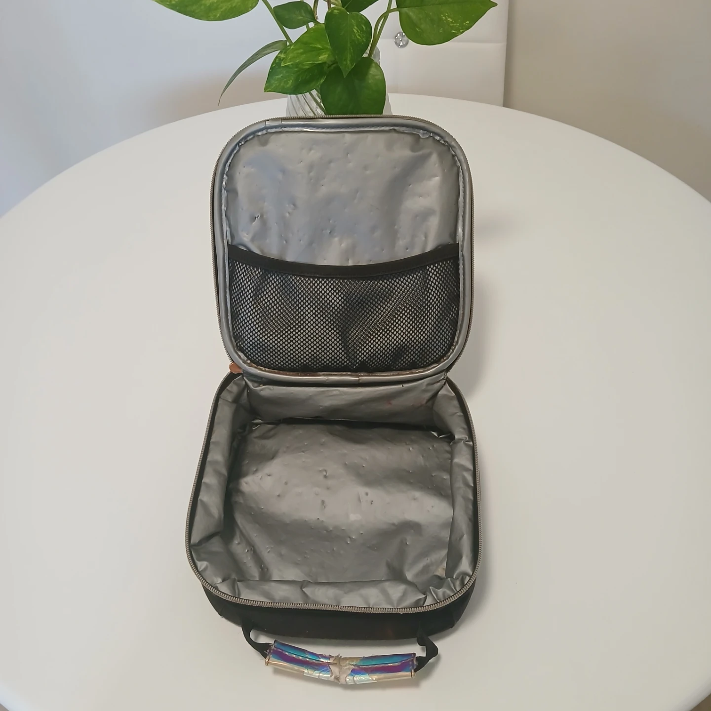 Holographic Lunch Box with Sequins and Charms - photo 2