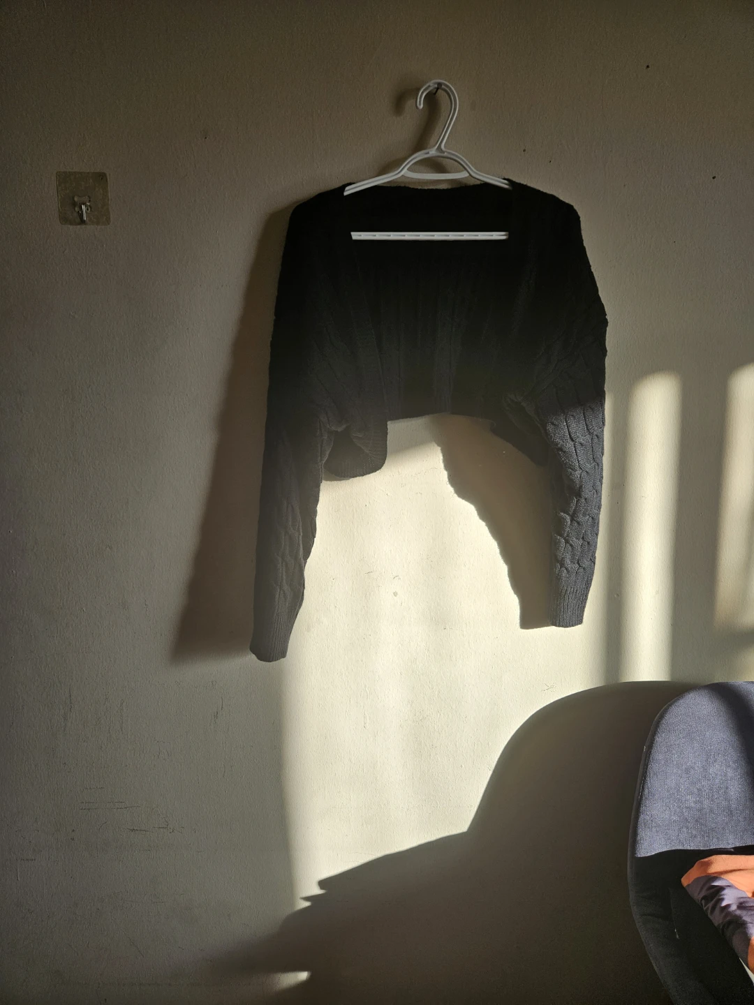 Black Cropped Cable Knit Cardigan