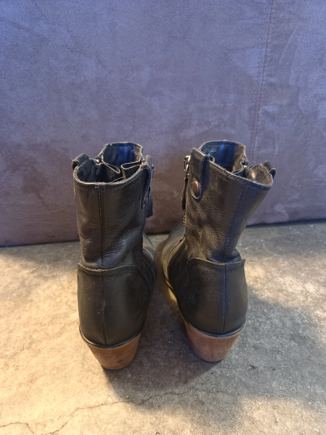 Steve Madden Black Leather Ankle Boots - photo 3
