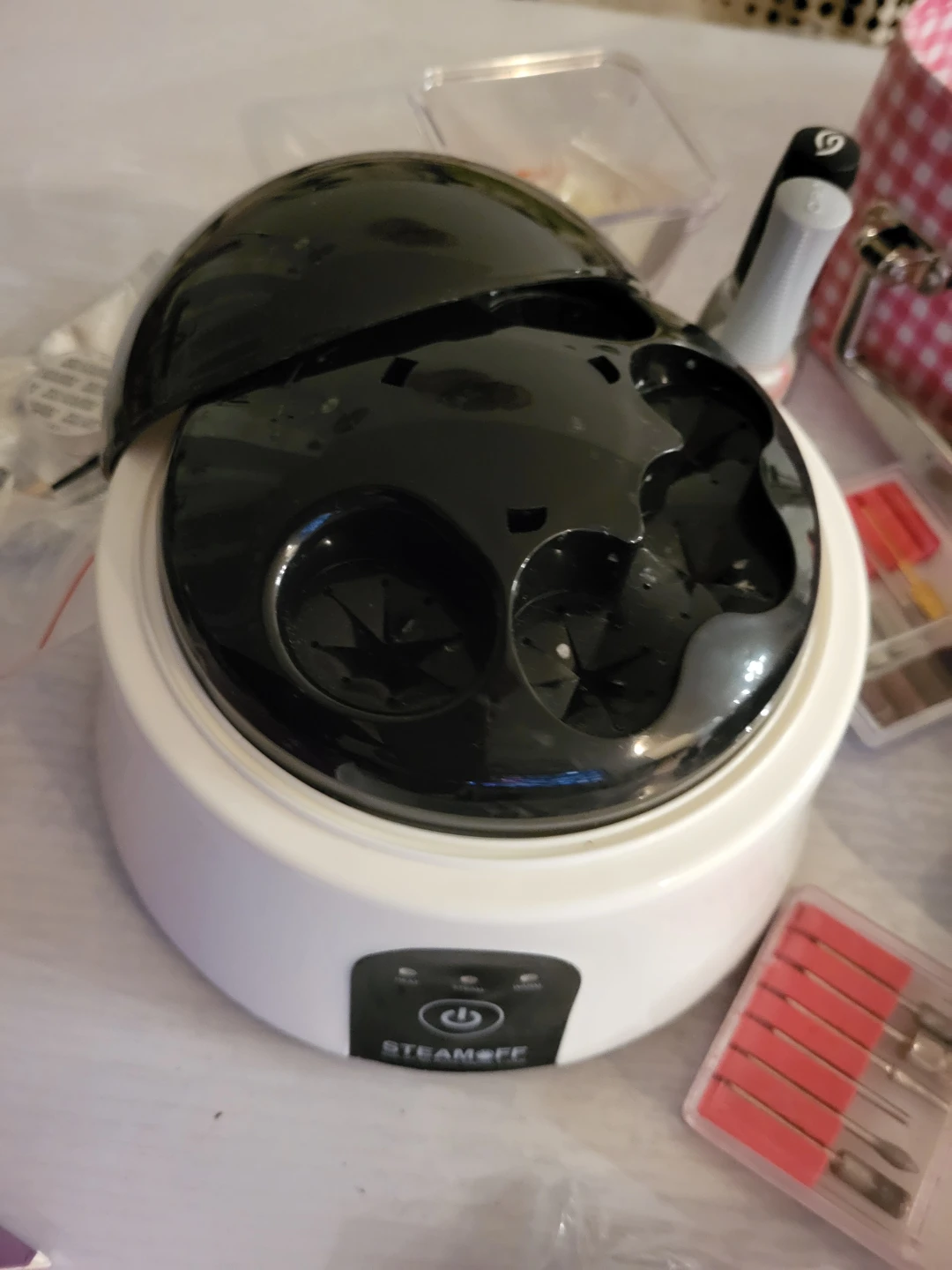 All manicures and pedicures equipments. - photo 5