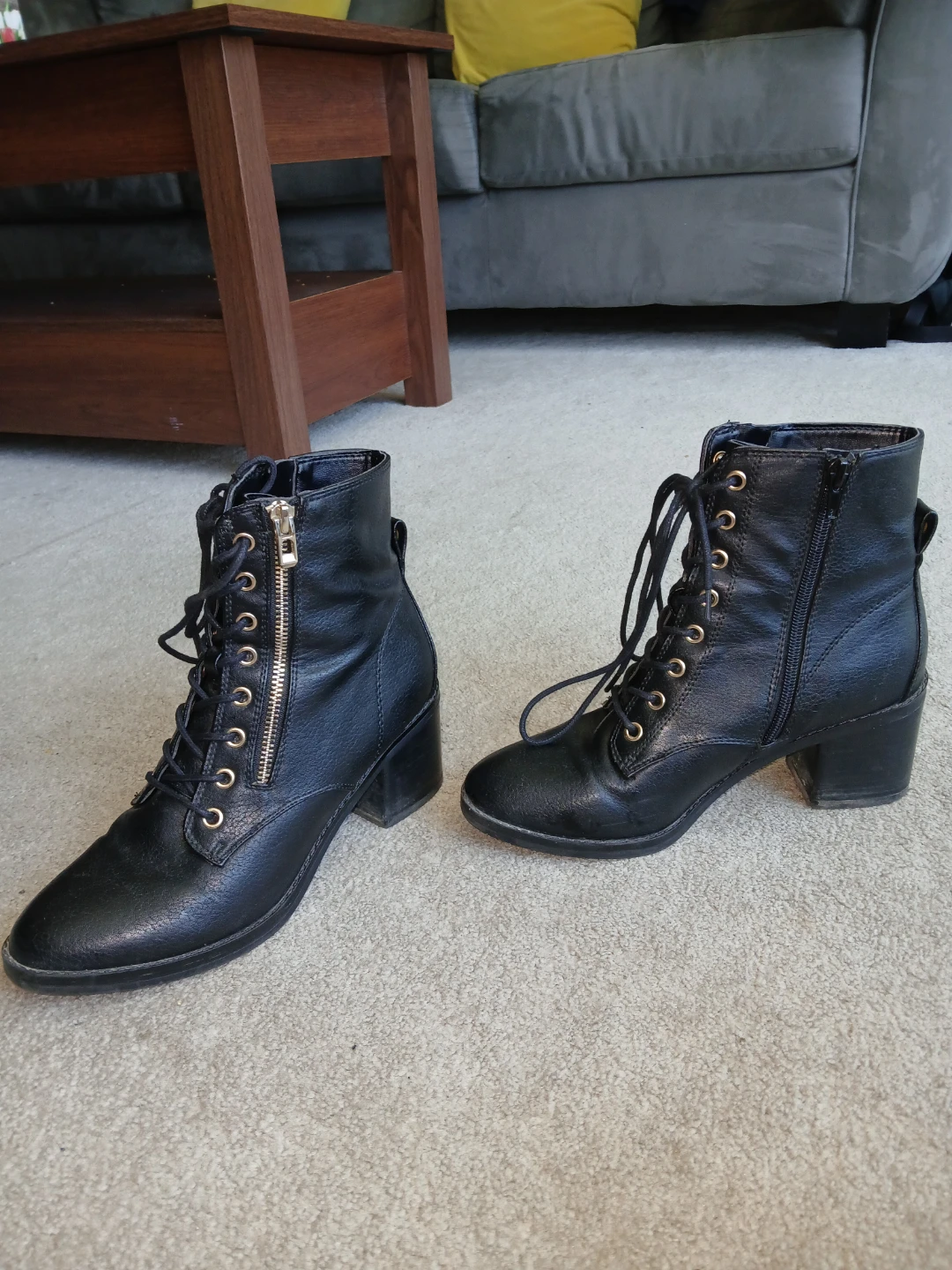 Call it Spring black lace up boots with heel size 8.5 - photo 2