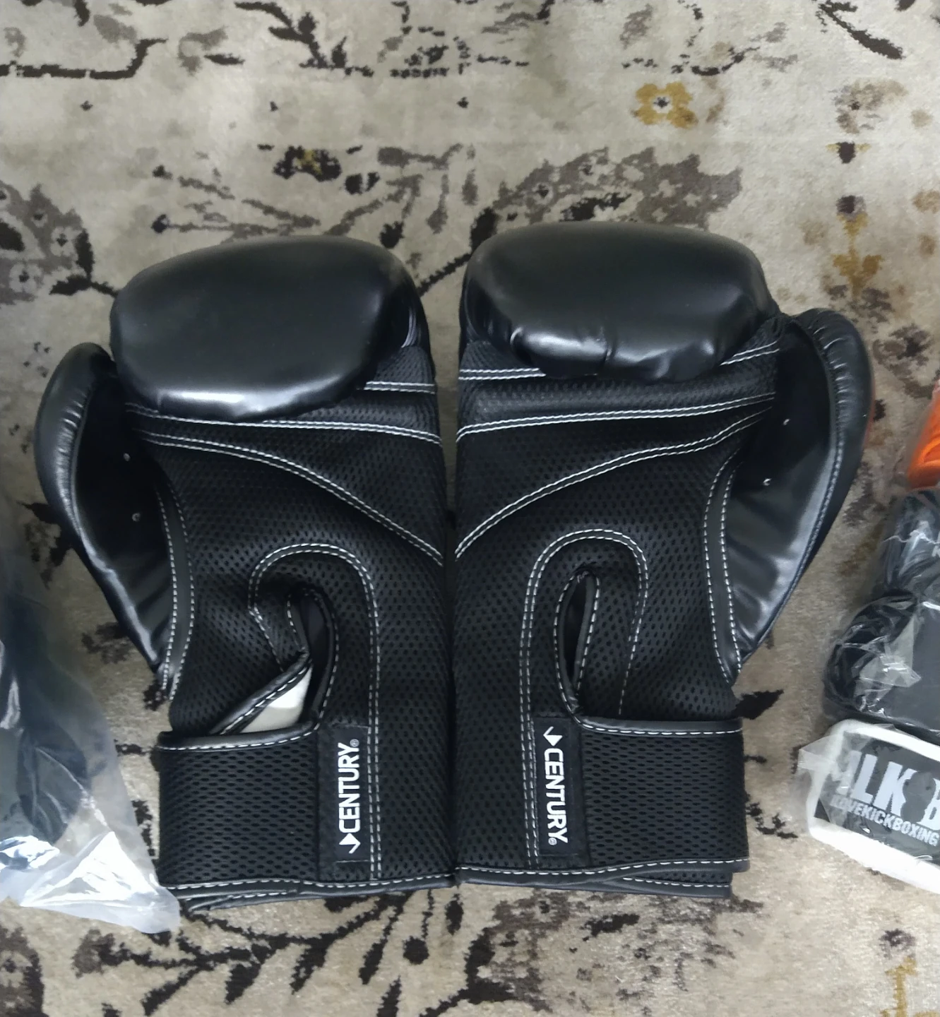 ILKB Il Black 12oz, 14oz or 16oz Gloves NWT w/ FREE HAND WRAPS - photo 5