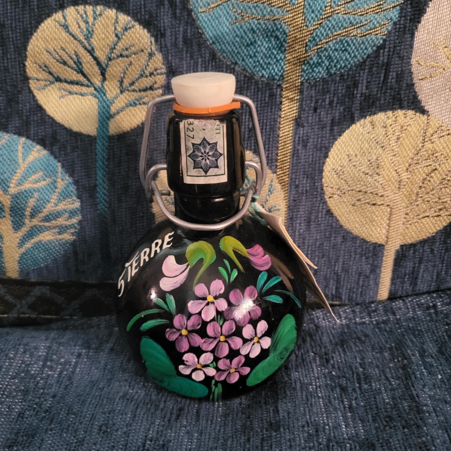 Valverde Amaretto Liquore Dolce bottle