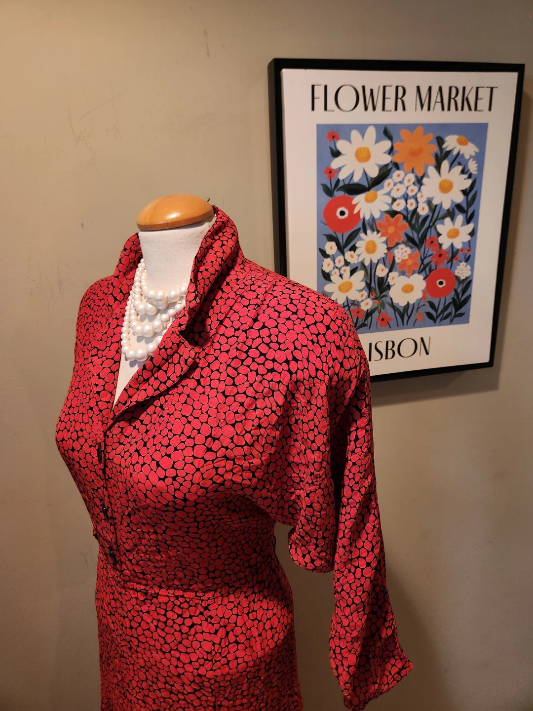 VINTAGE CAROL LITTLE Red and Black Patterned 1940s style Dress - photo 4