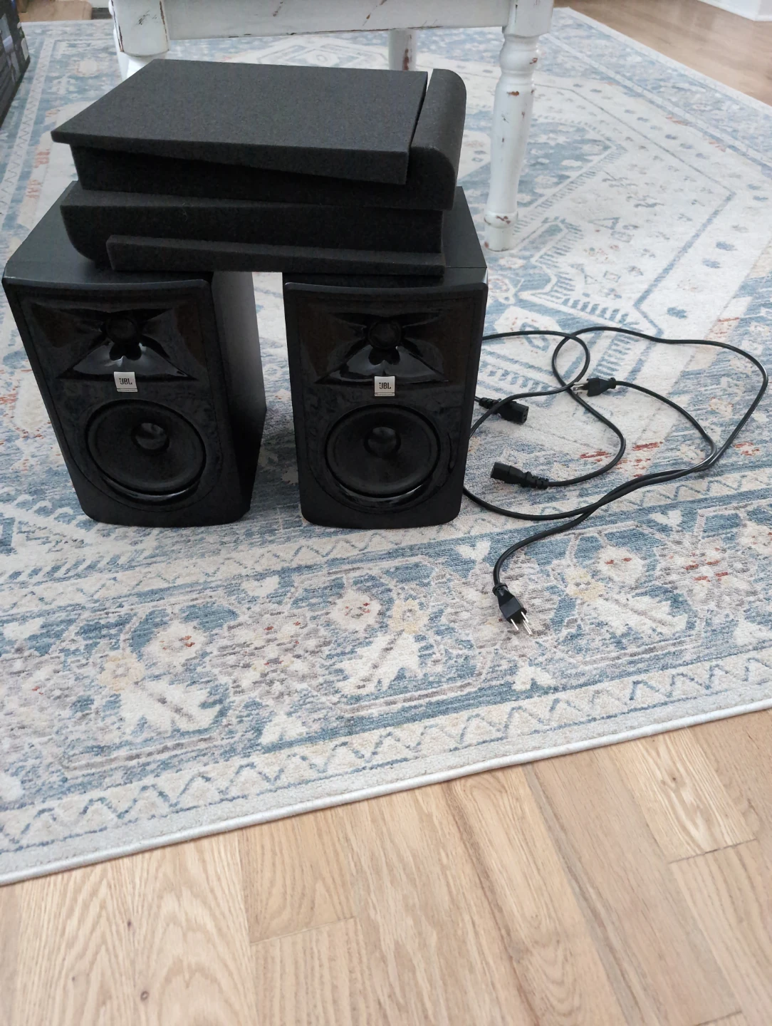 JBL 305P MkII Studio Monitors with high quality XLR cables