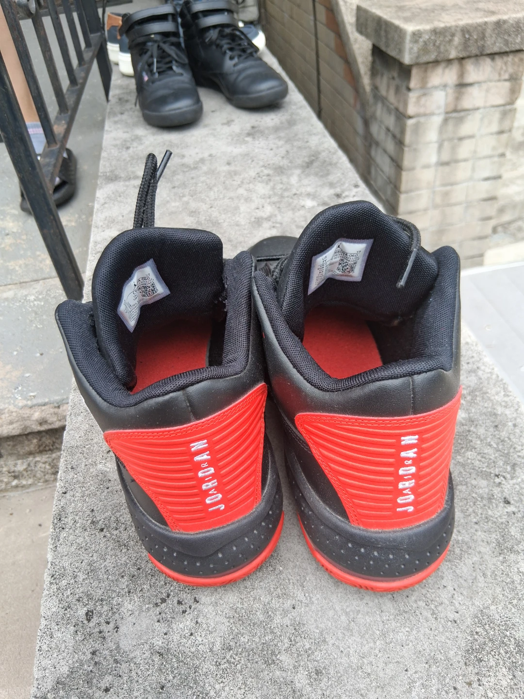 Jordan Kids Sneakers - photo 3