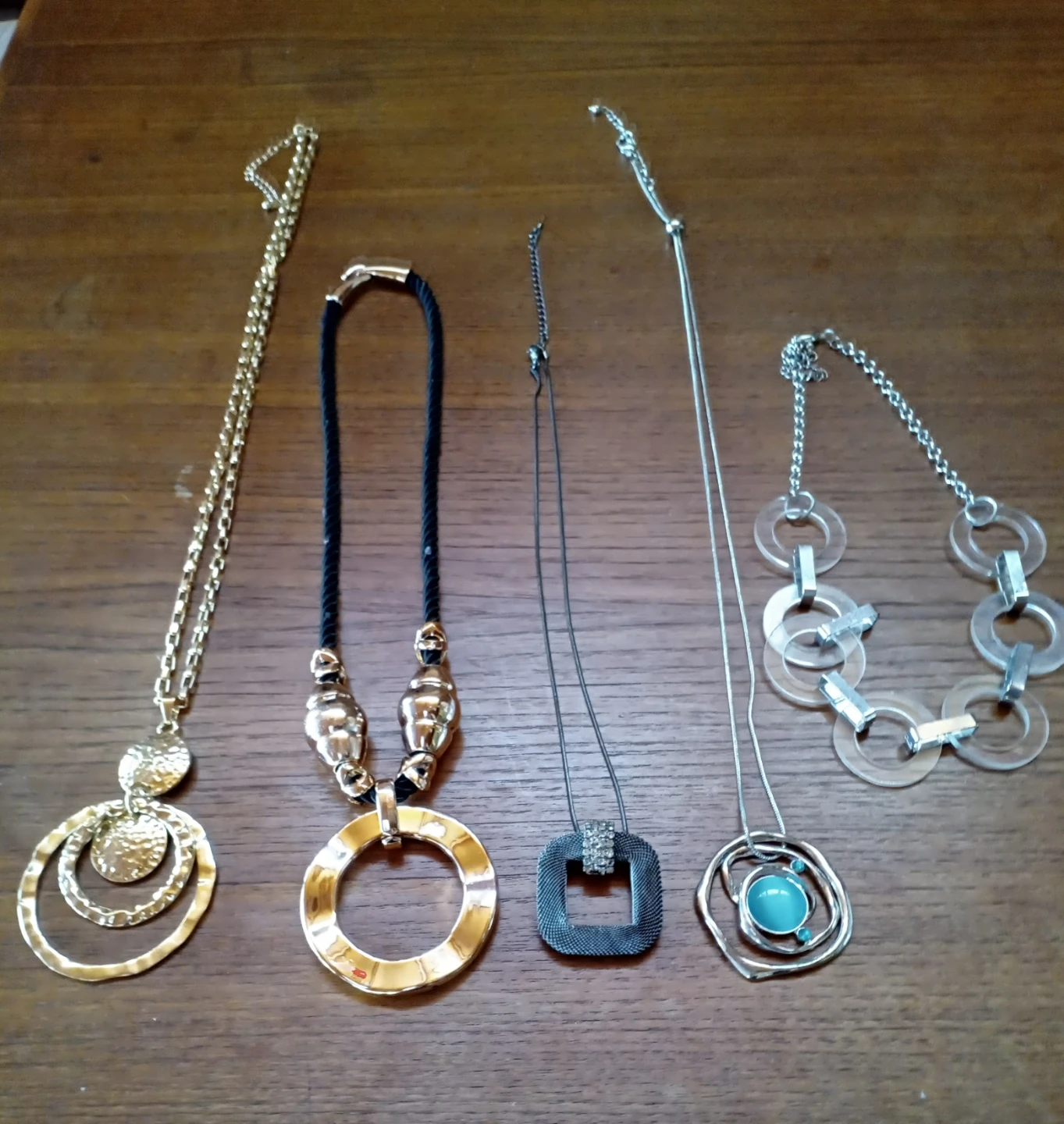 Various  Pretty Necklaces
