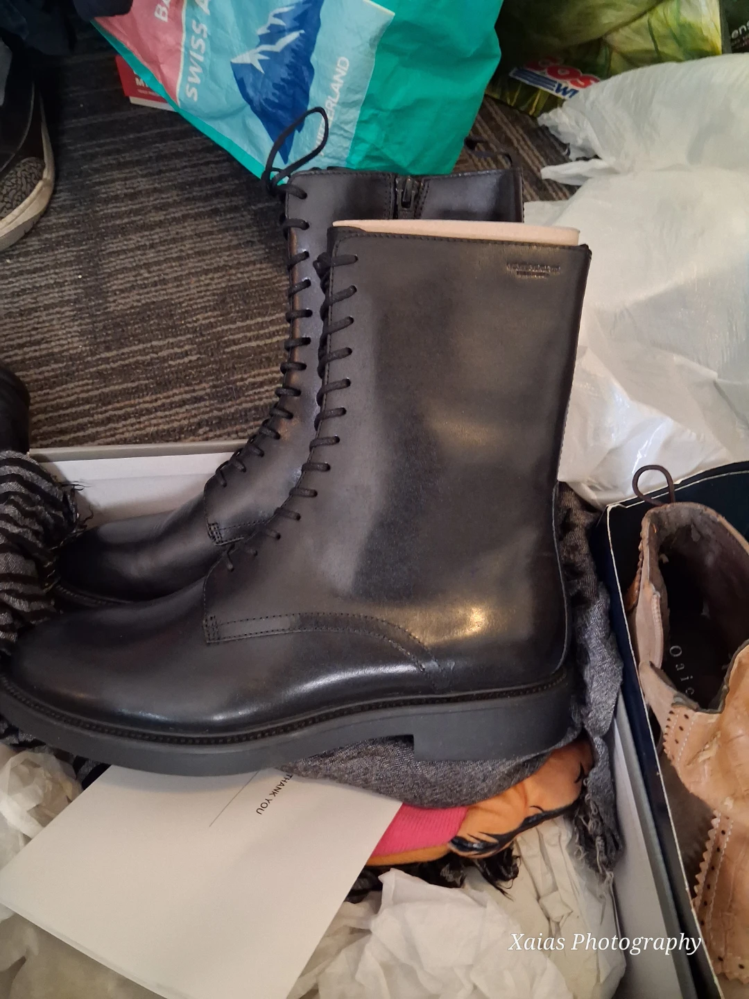 Vagabond black leather lace-up boots