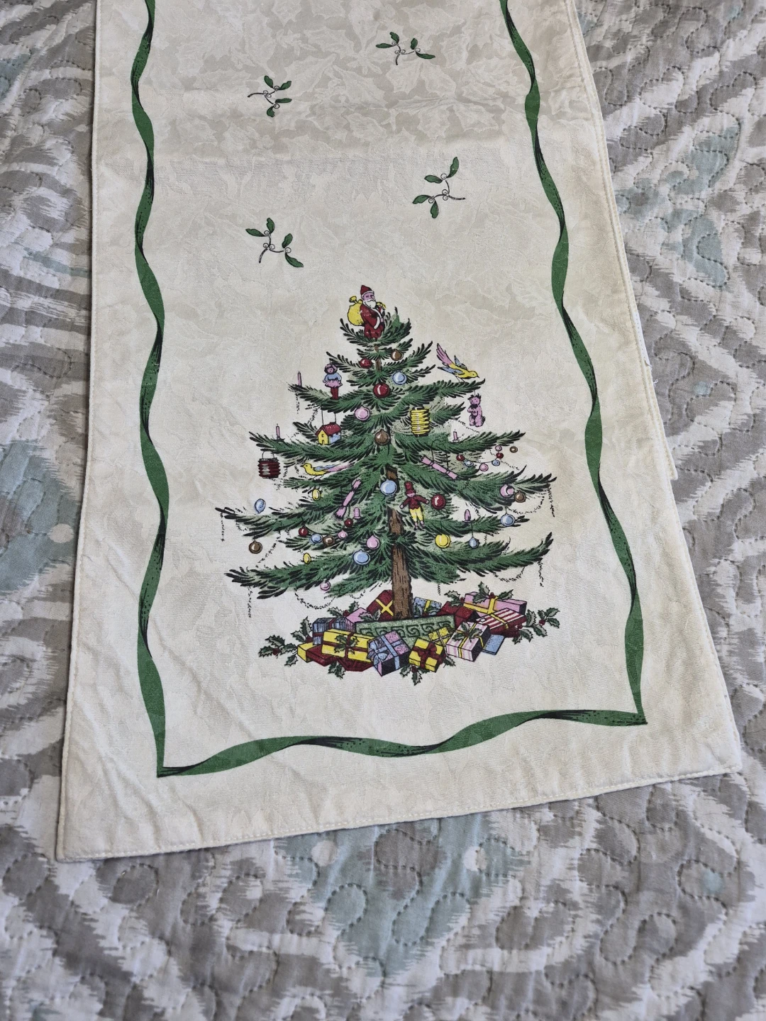 Beautiful 70" x 14" Holiday Christmas Runner - photo 2