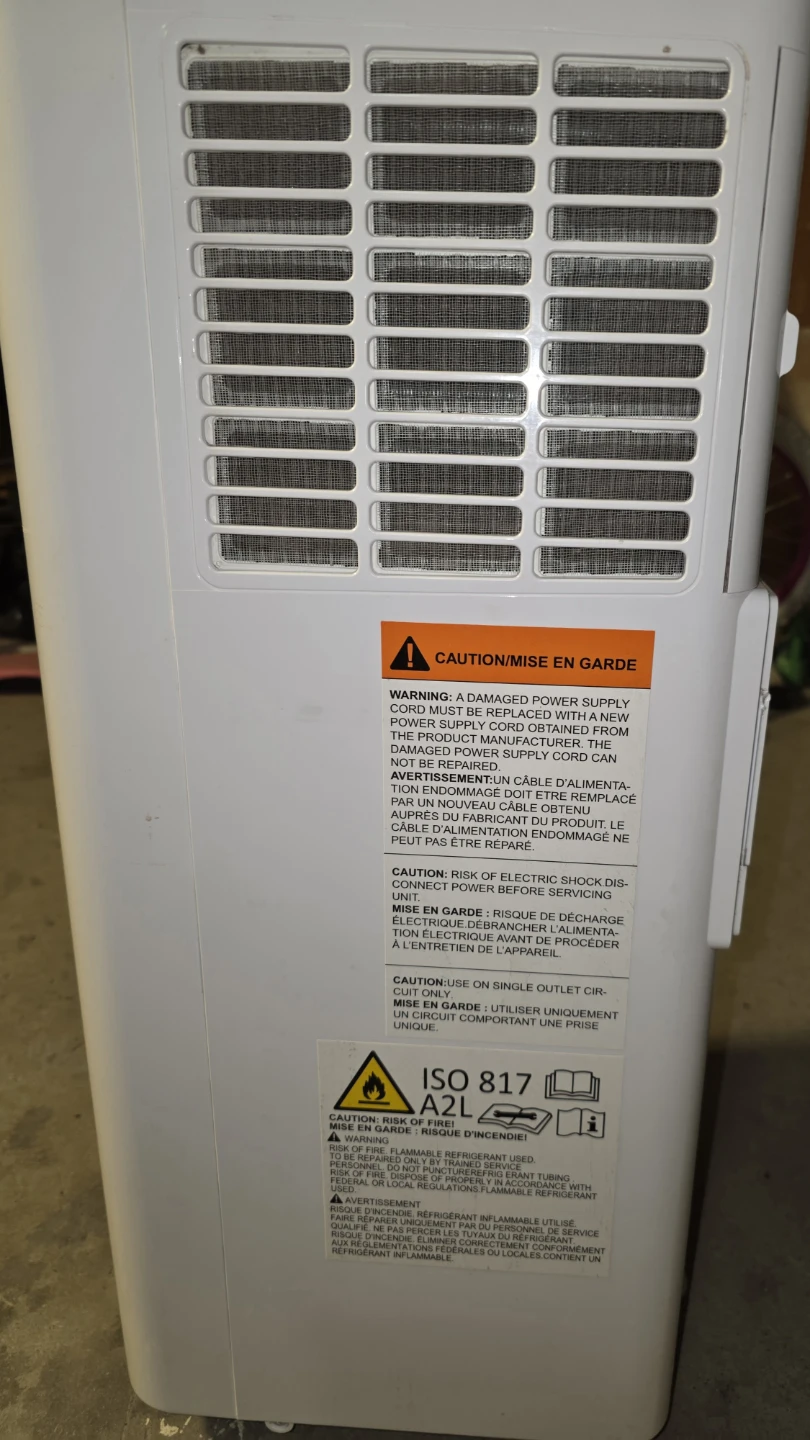 Insignia Portable Air Conditioner 8,000 BTU with remote - photo 4