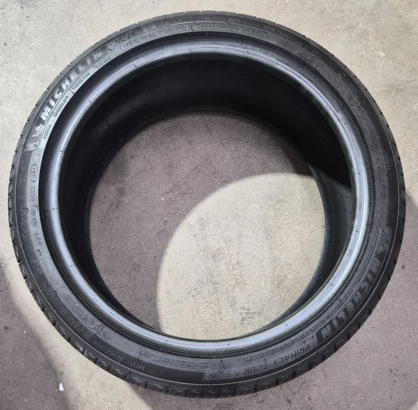 Michelin Primacy Tour A/S ZP Tire 245/40 R18