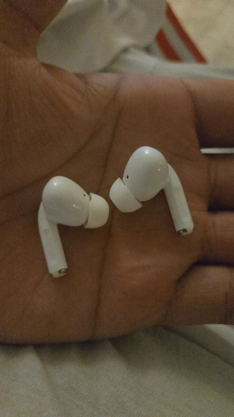 Air Pod Pros - photo 2