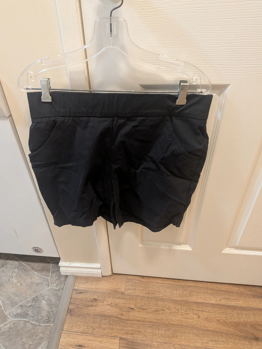 women's athletic pull-on shorts, pick up in st Albert - photo 4