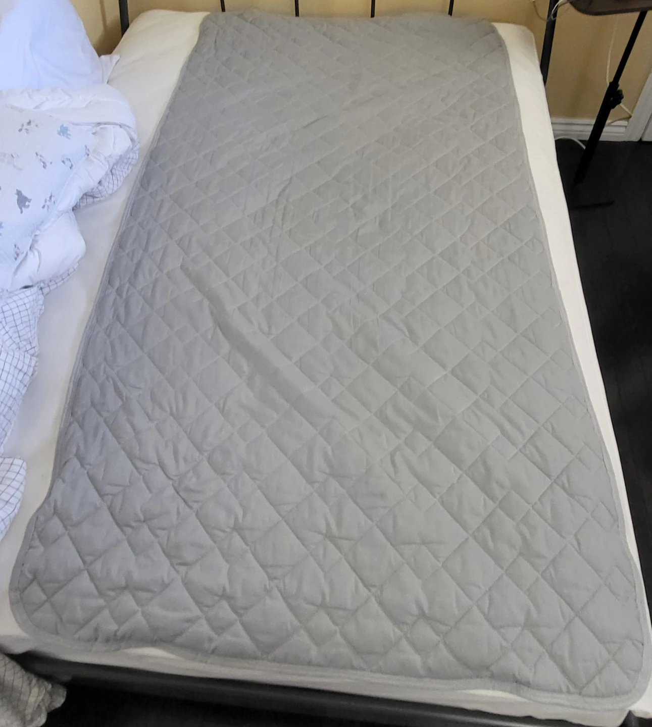 Grey Quilted Bed Pad twin size
