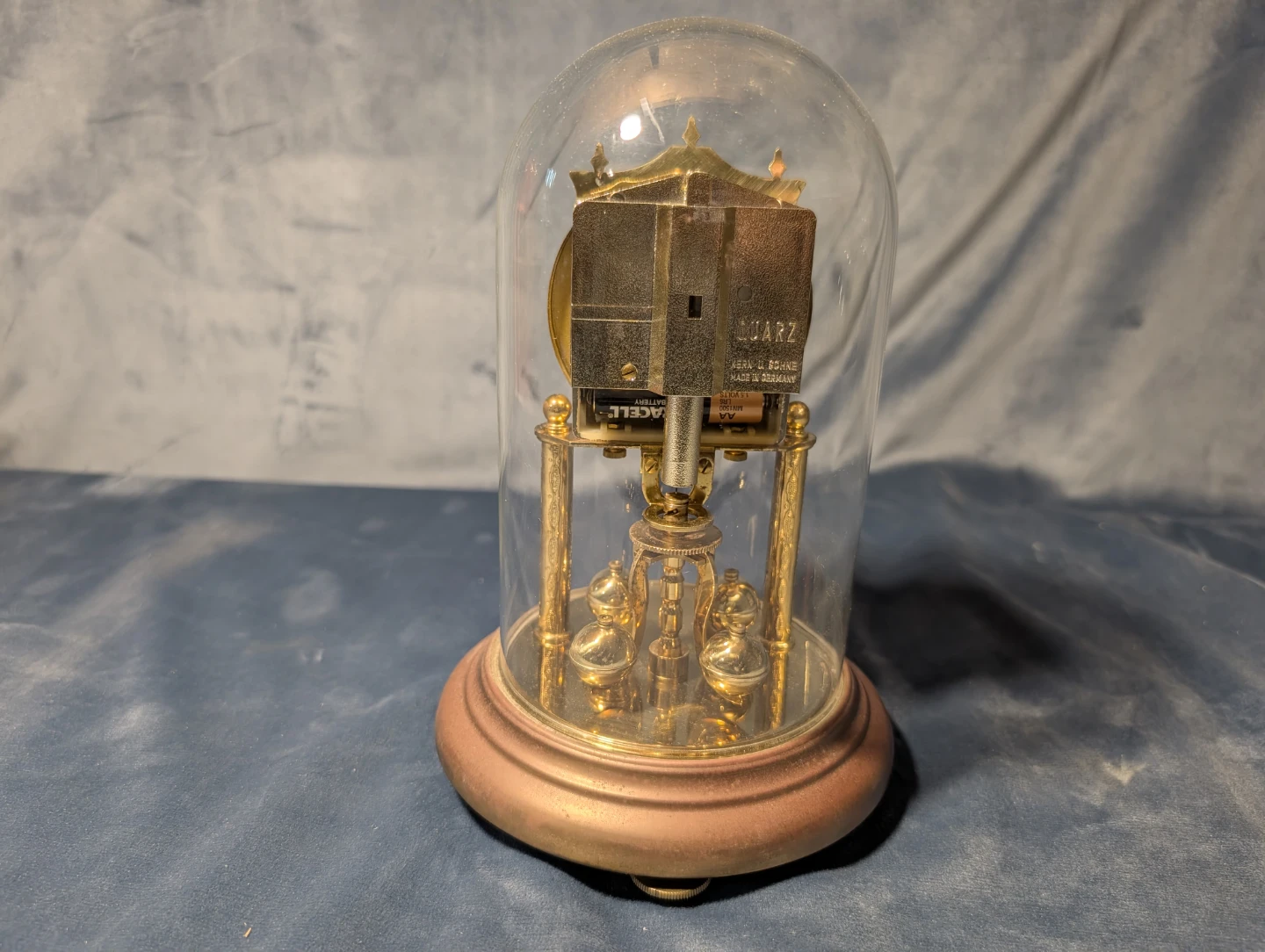 Solar Quartz Carriage Clock with Dome - photo 2