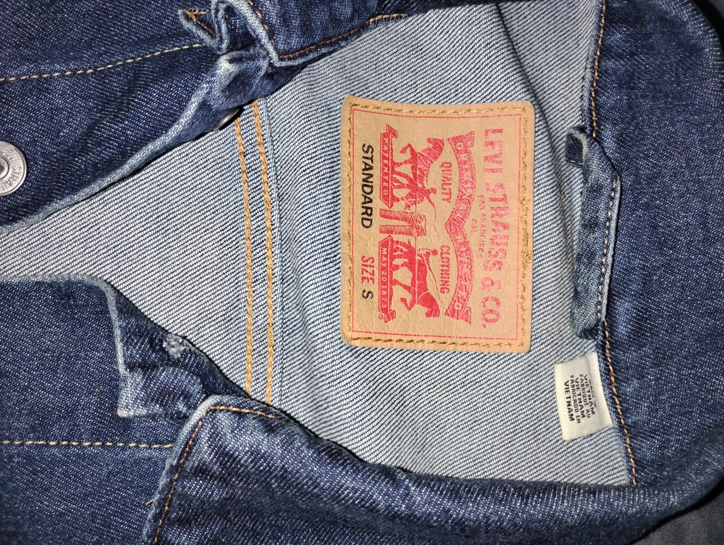 Levi's Standard Denim Trucker Jacket - Size S - photo 2