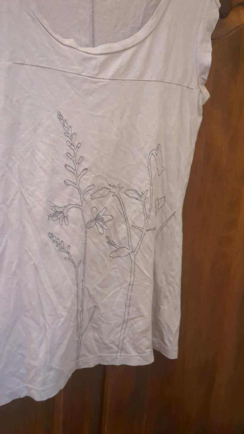 GAP Women's Floral Print T-Shirt - photo 3