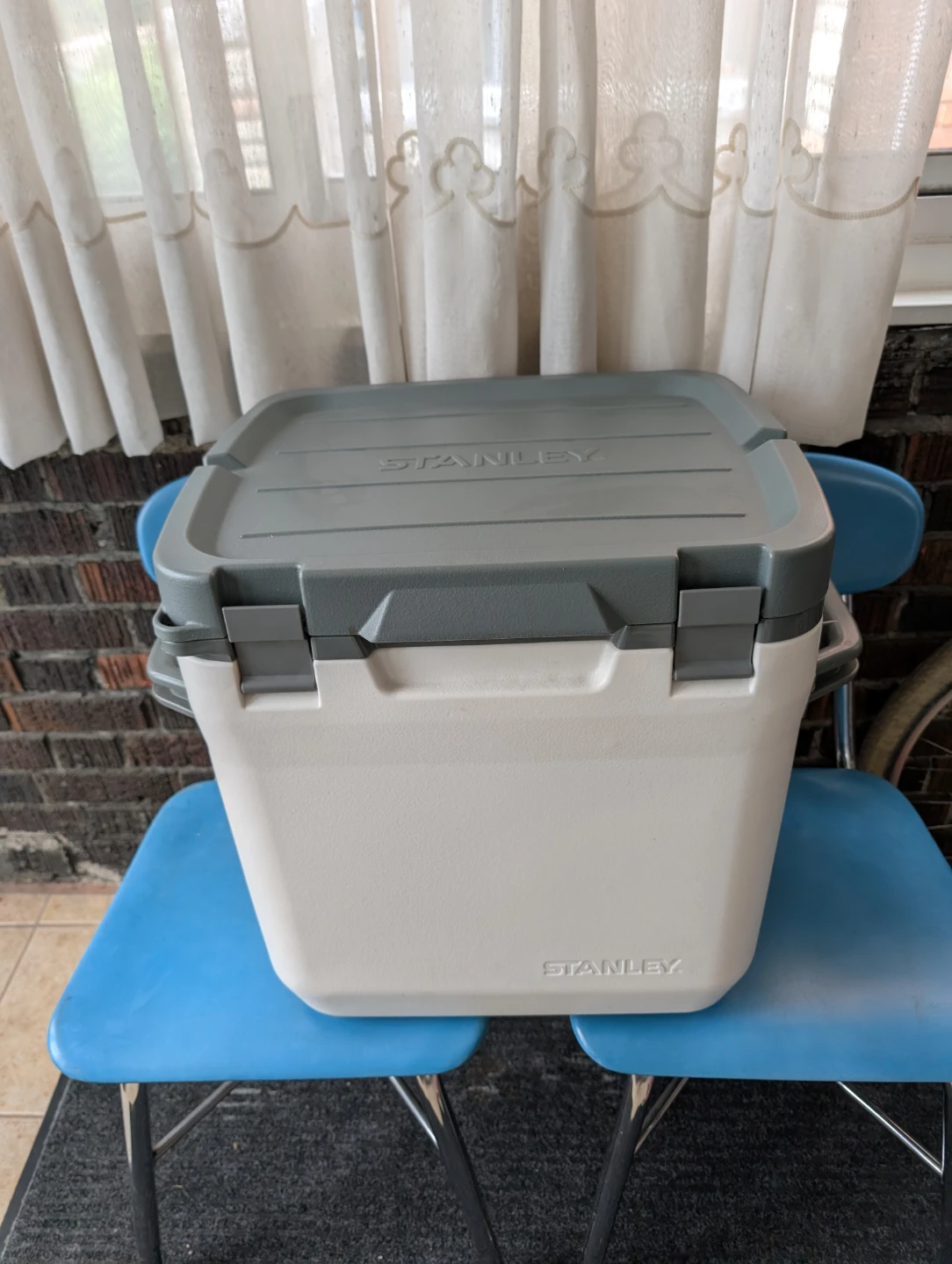 STANLEY ADVENTURE COOLER 28.3L