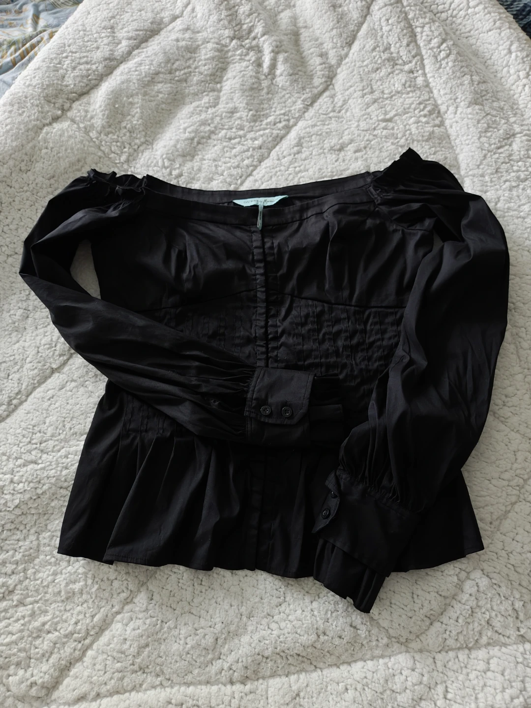 GUESS by Marciano Black Off-the-Shoulder Peplum Blouse - photo 3