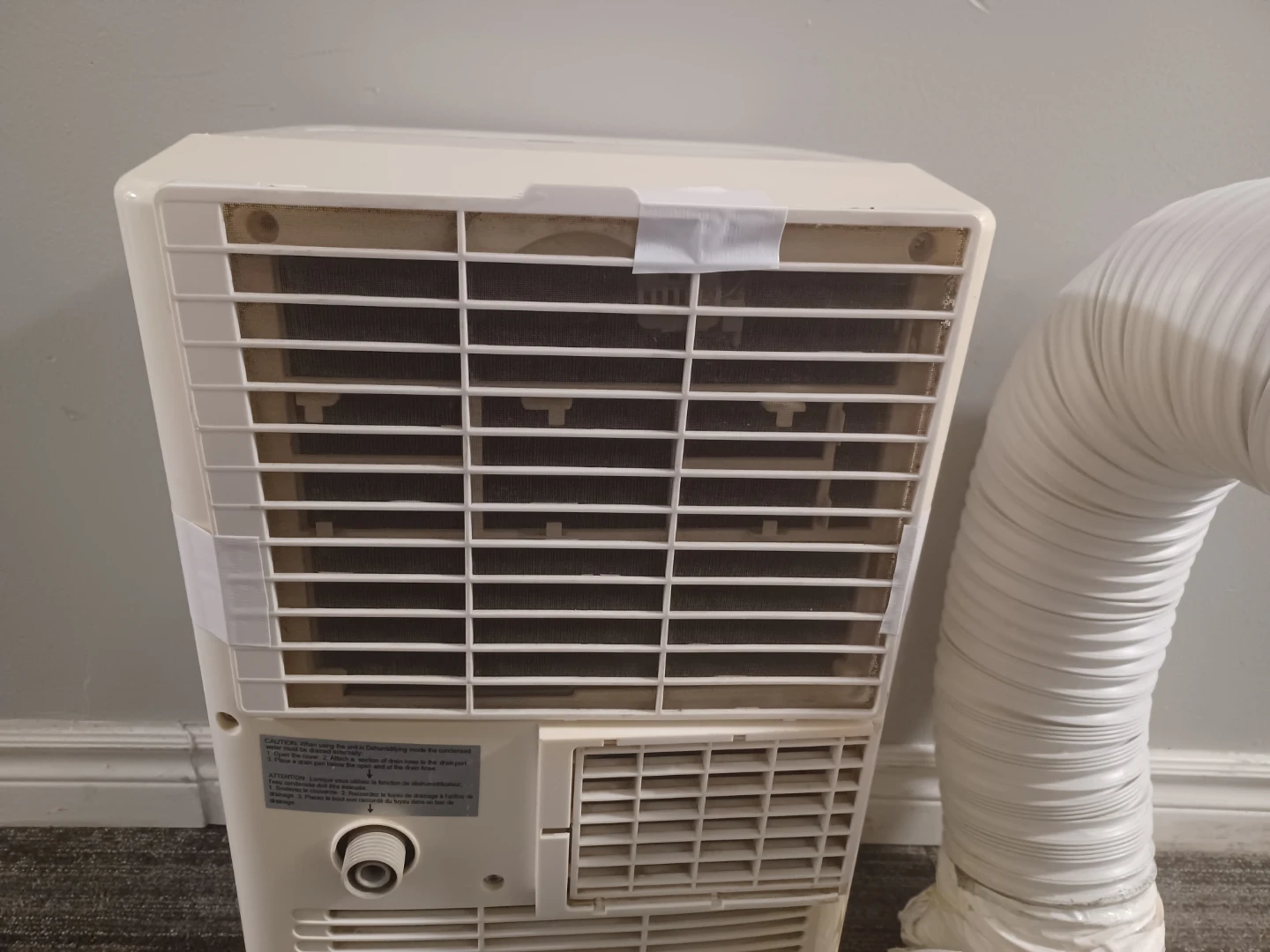 Midea Portable Air Conditioner with Vent Hose - photo 4