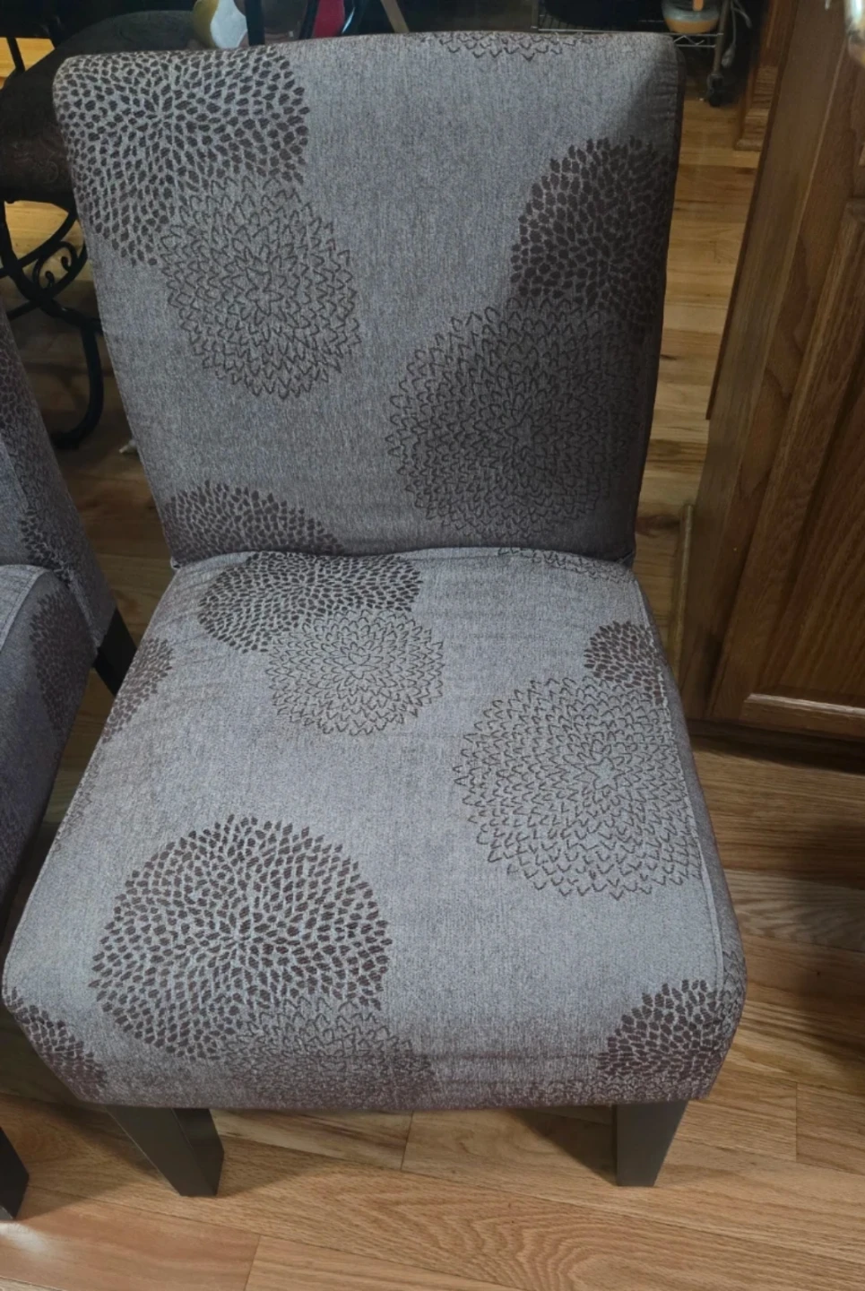 Gray Accent Chairs with Floral Pattern (Set of 2) - photo 2