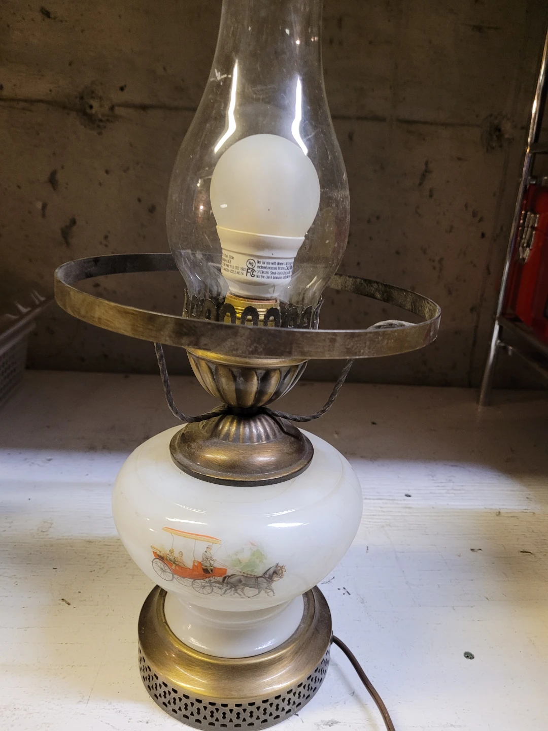 Vintage Style Oil Lamp Style Table Lamp