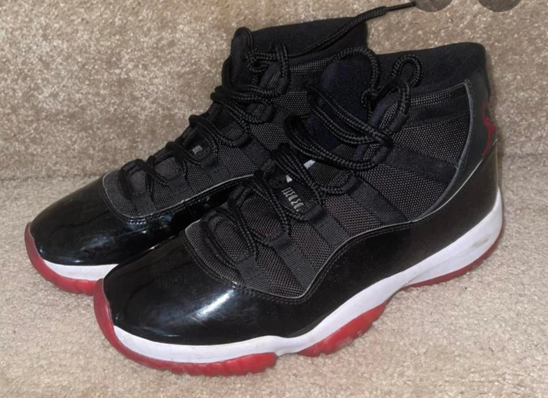 Air Jordan 11 Retro "Bred"