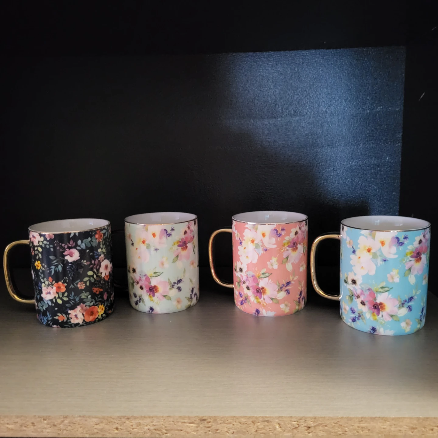 Floral Letter Mugs - photo 3